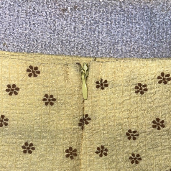 Yellow Mini Skirt and Crop Top Set | Women’s Size XS - Picture 10 of 10